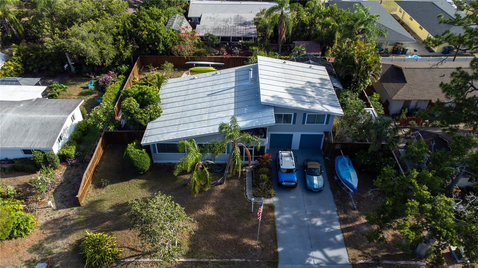 SARASOTA HIGHLANDS - Residential