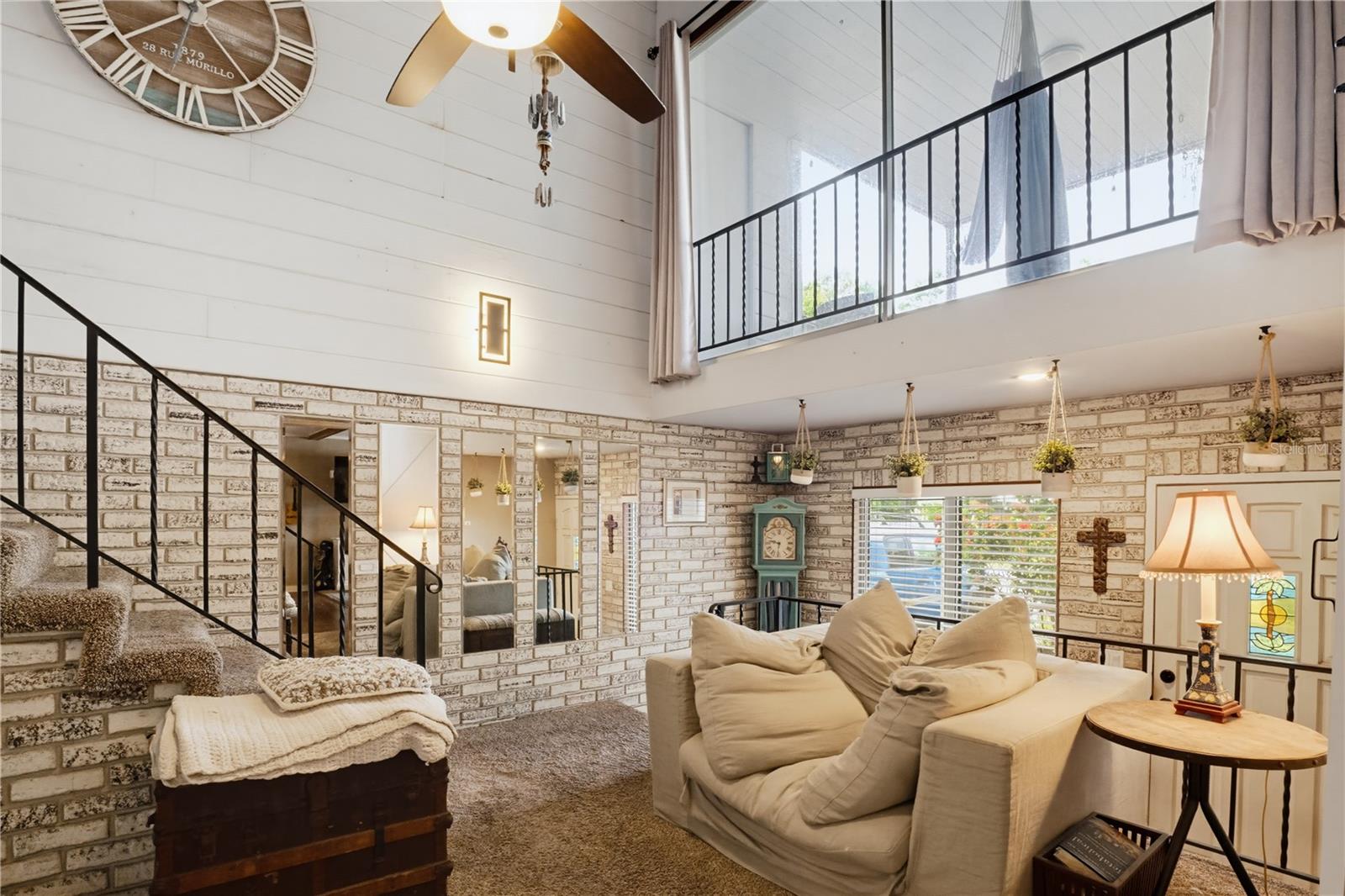SARASOTA HIGHLANDS - Residential