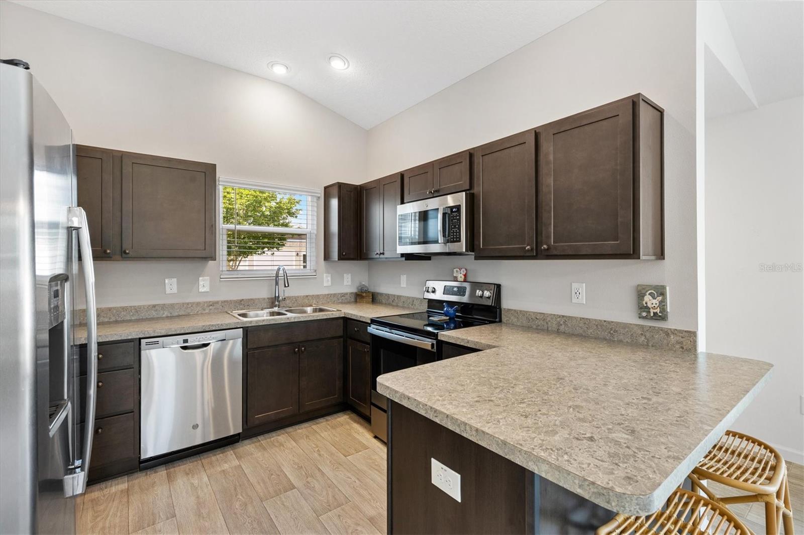 VILLAGES/SOUTHERN OAKS UN #61 - Residential