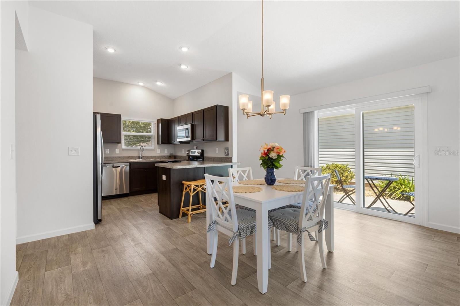 VILLAGES/SOUTHERN OAKS UN #61 - Residential
