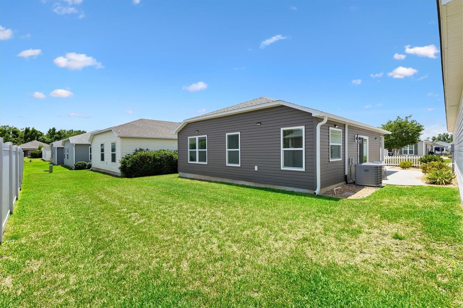 VILLAGES/SOUTHERN OAKS UN #61 - Residential