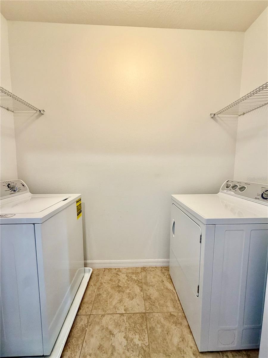 HIDDEN RIVER TOWNHOMES - Residential Lease