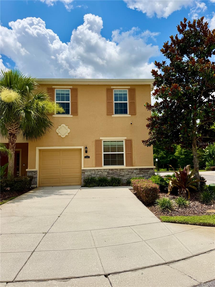 HIDDEN RIVER TOWNHOMES - Residential Lease