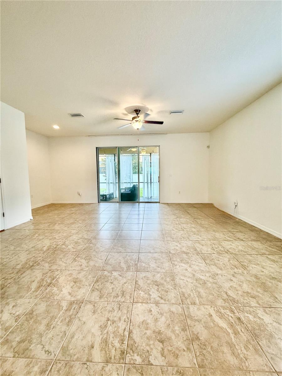 HIDDEN RIVER TOWNHOMES - Residential Lease