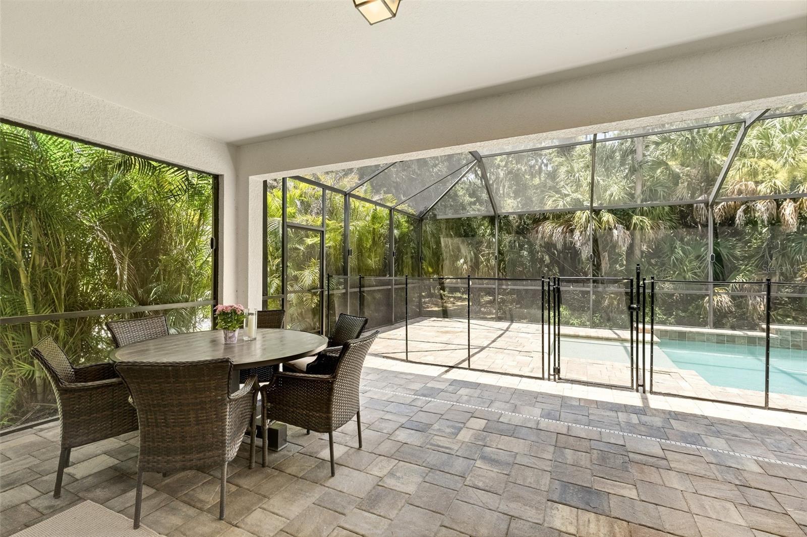 DEL TIERRA PH II - Residential