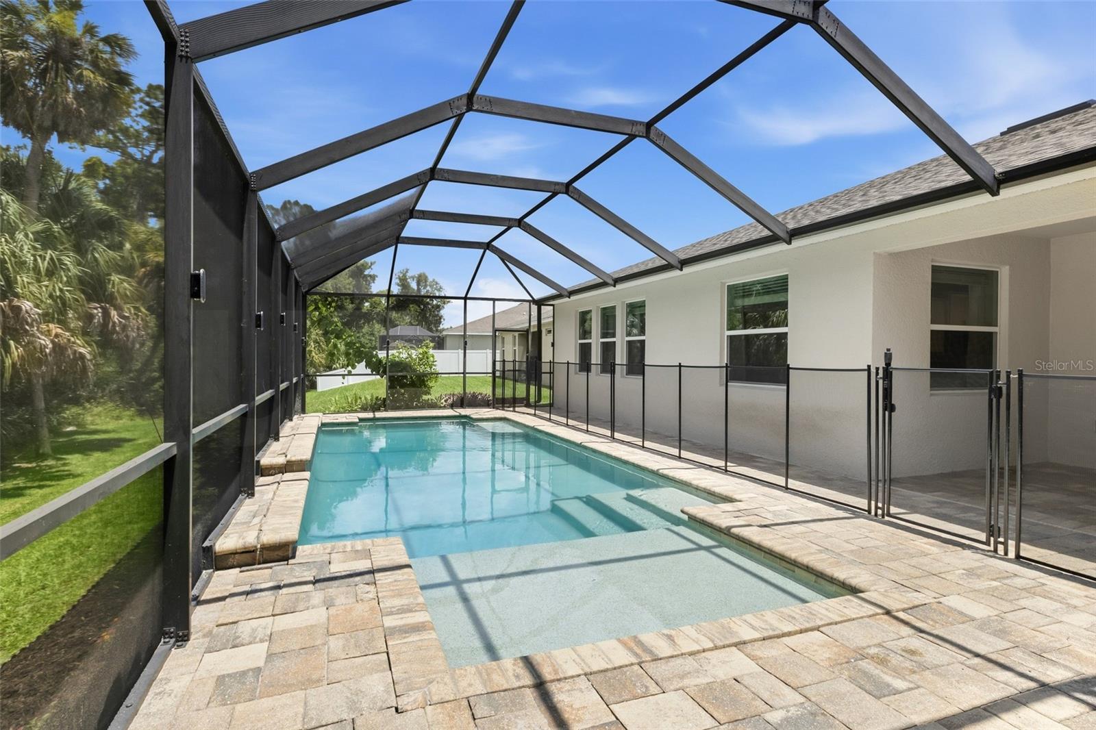 DEL TIERRA PH II - Residential