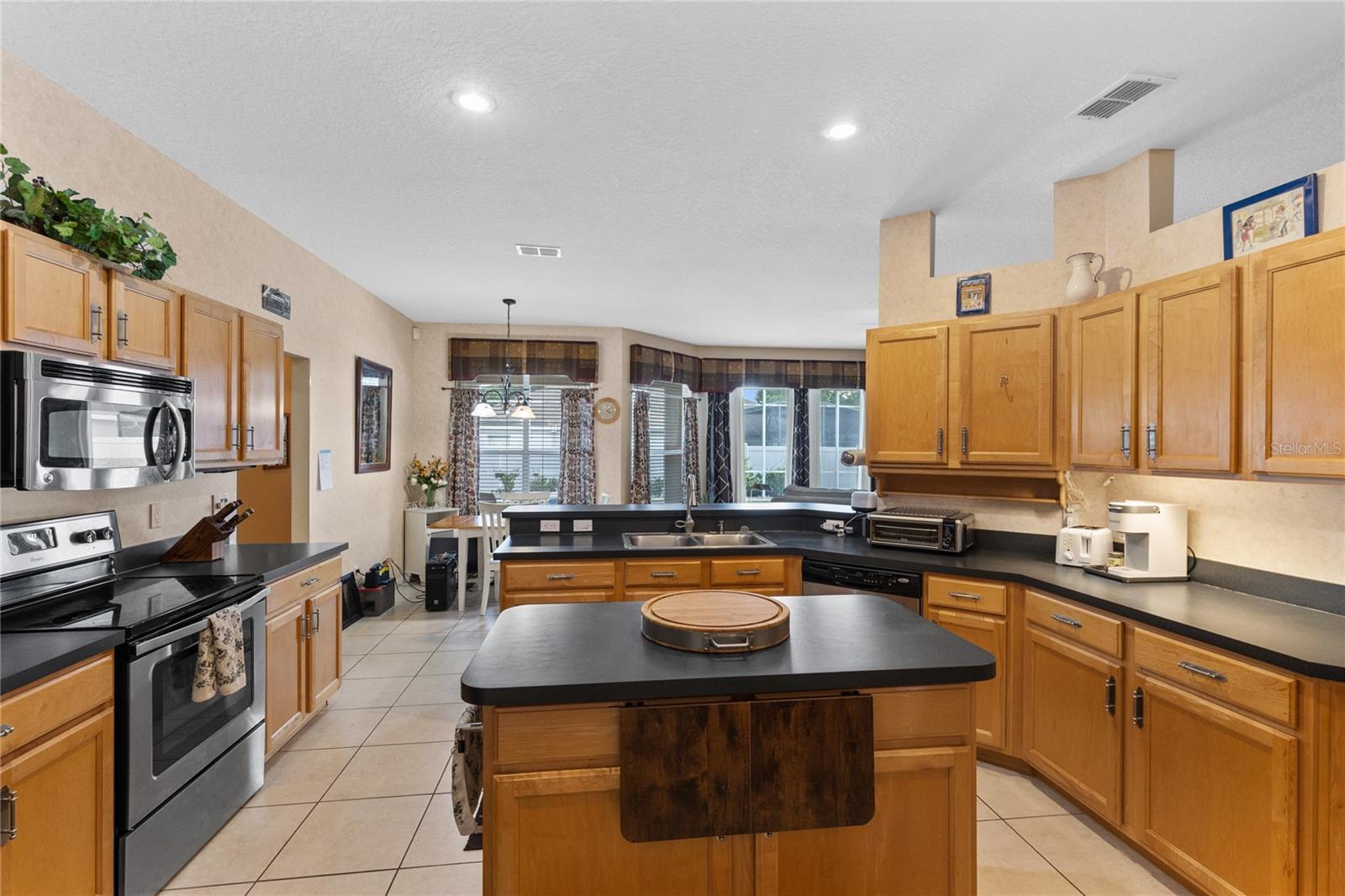 CRESCENT PARK - Residential