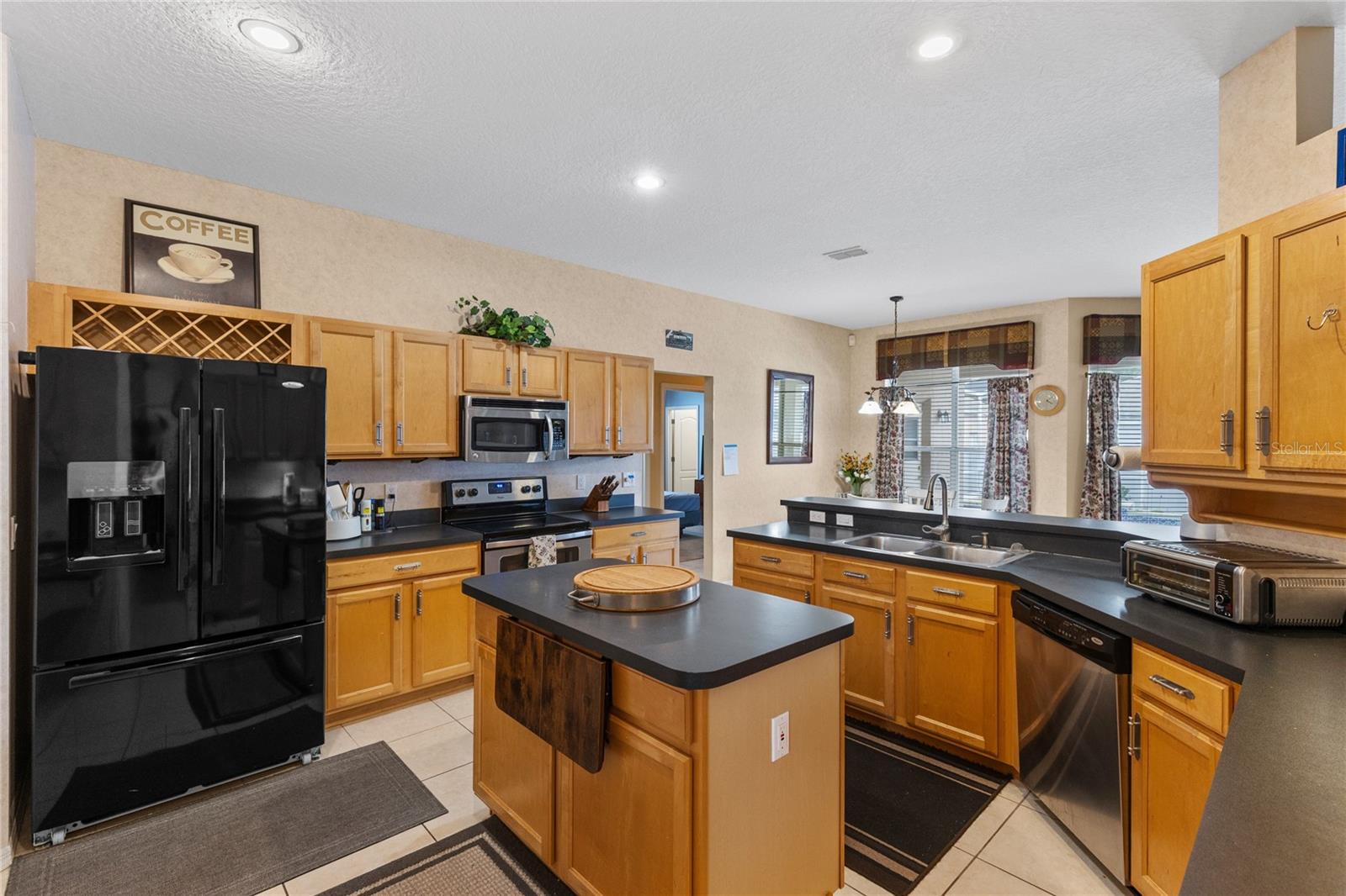 CRESCENT PARK - Residential
