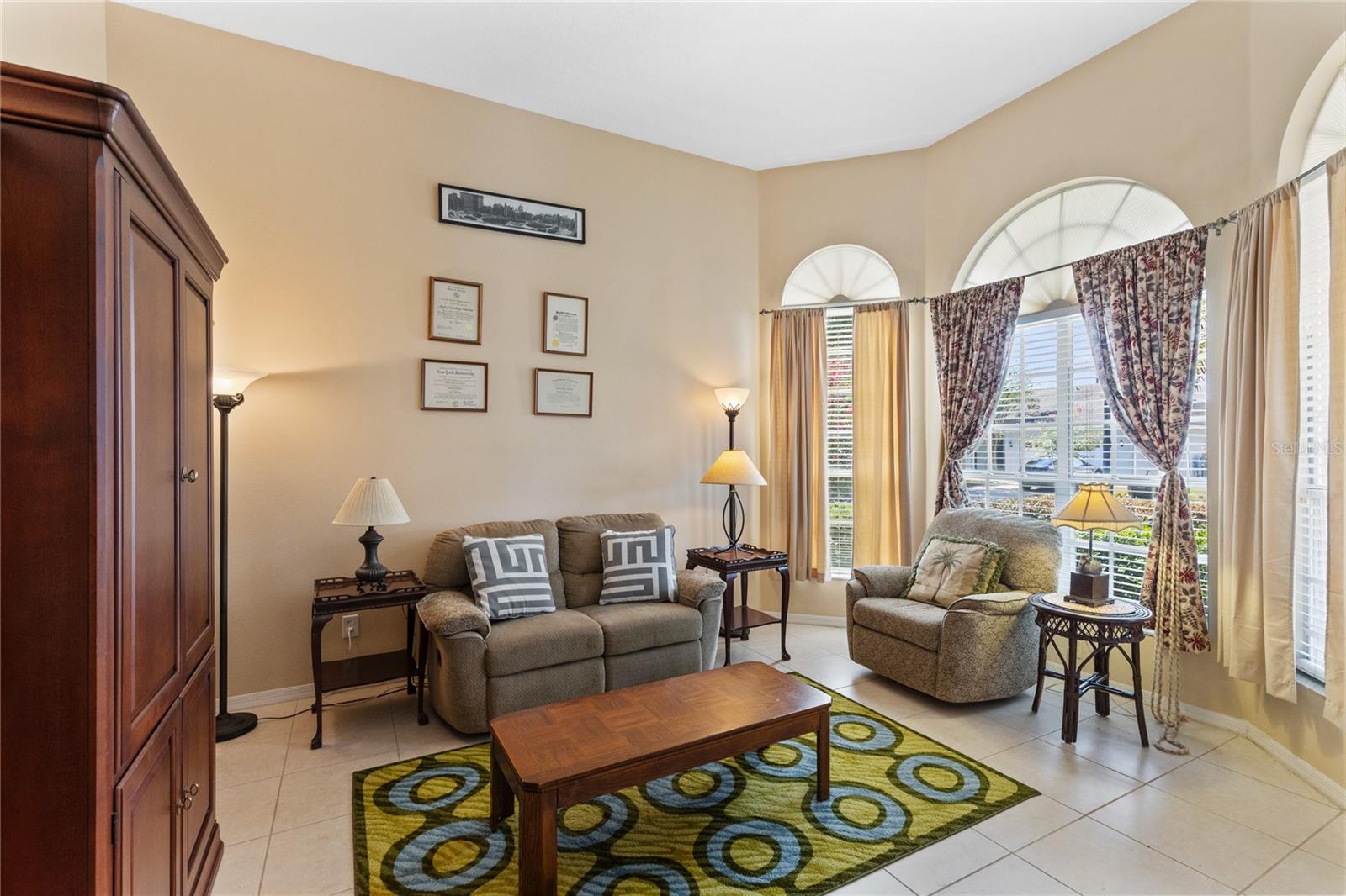 CRESCENT PARK - Residential