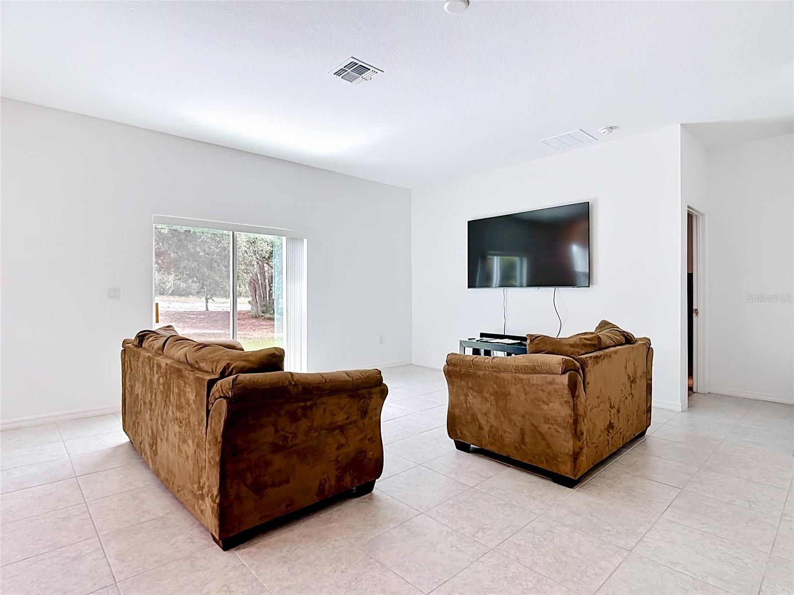 WEST VILLAGE - Residential Lease