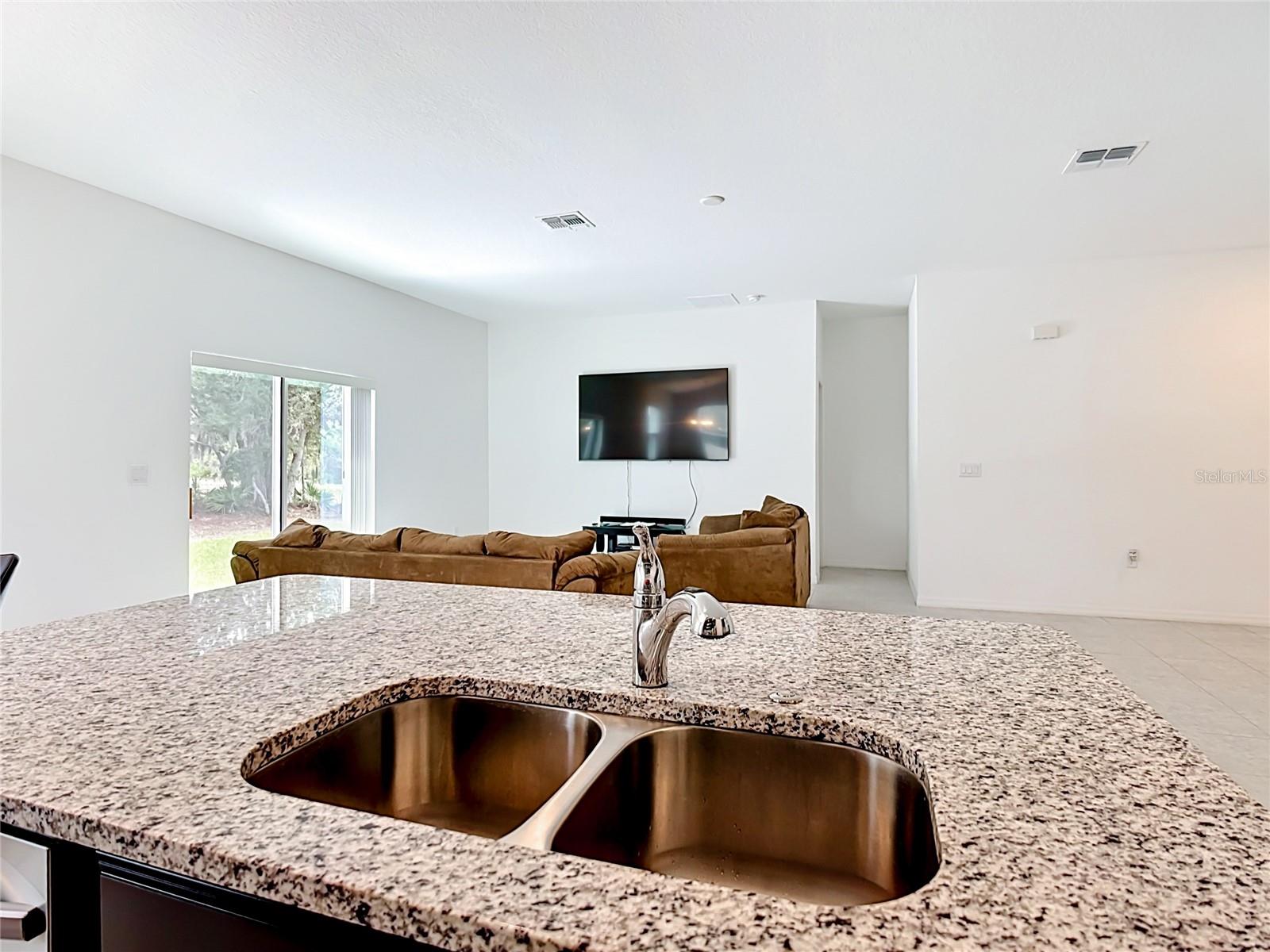 WEST VILLAGE - Residential Lease