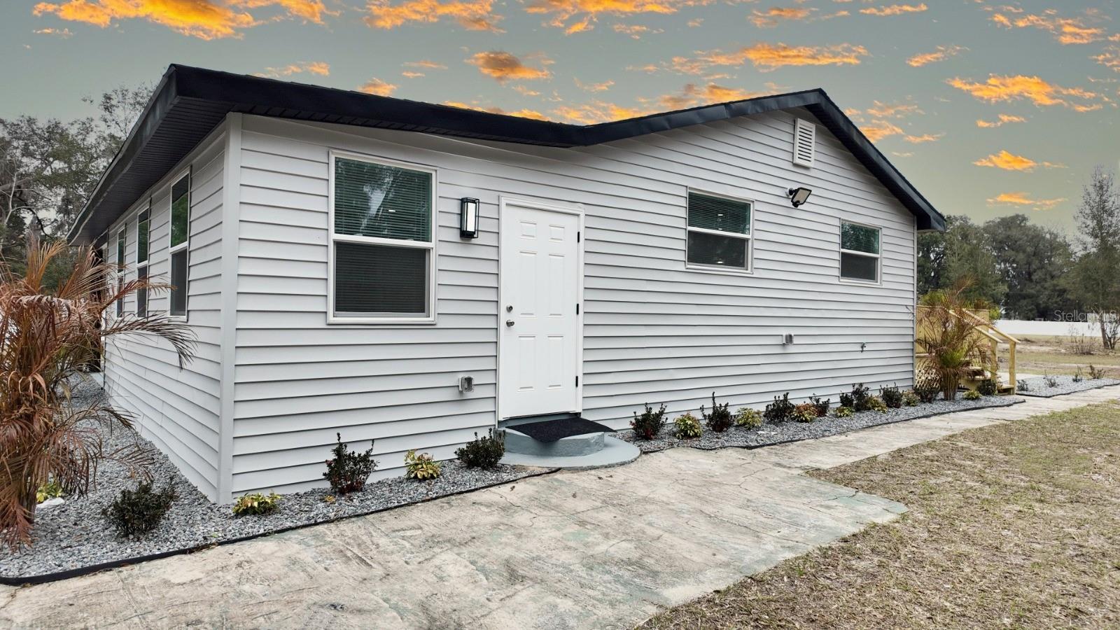 MEETS AND BOUNDS - Residential
