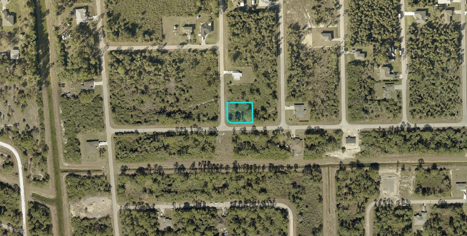 LEHIGH ACRES - Land