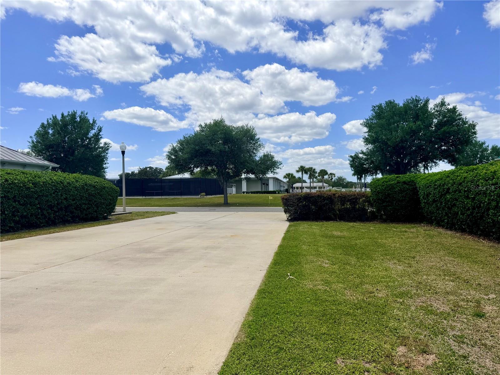 FLORIDA GRANDE MOTOR COACH RESIDENCE - Land