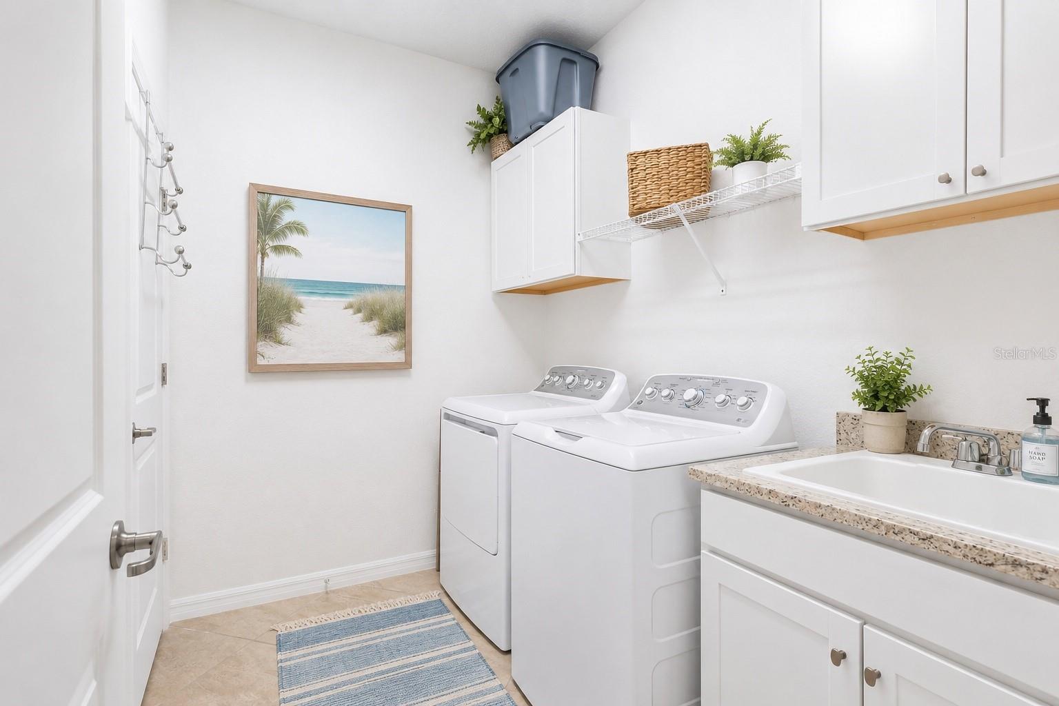 SARASOTA NATIONAL PH 13-B - Residential