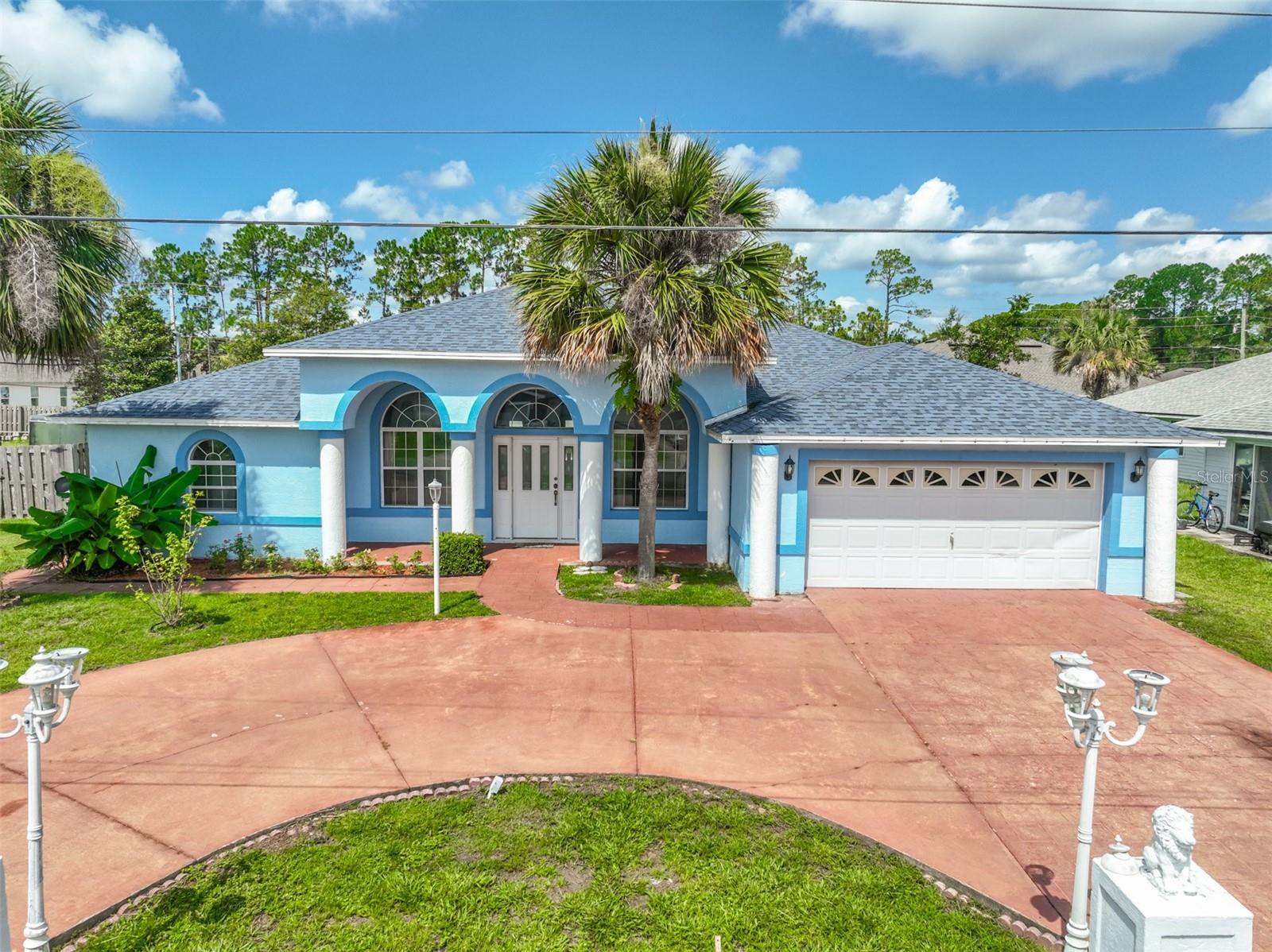 ROYAL PALMS - Residential