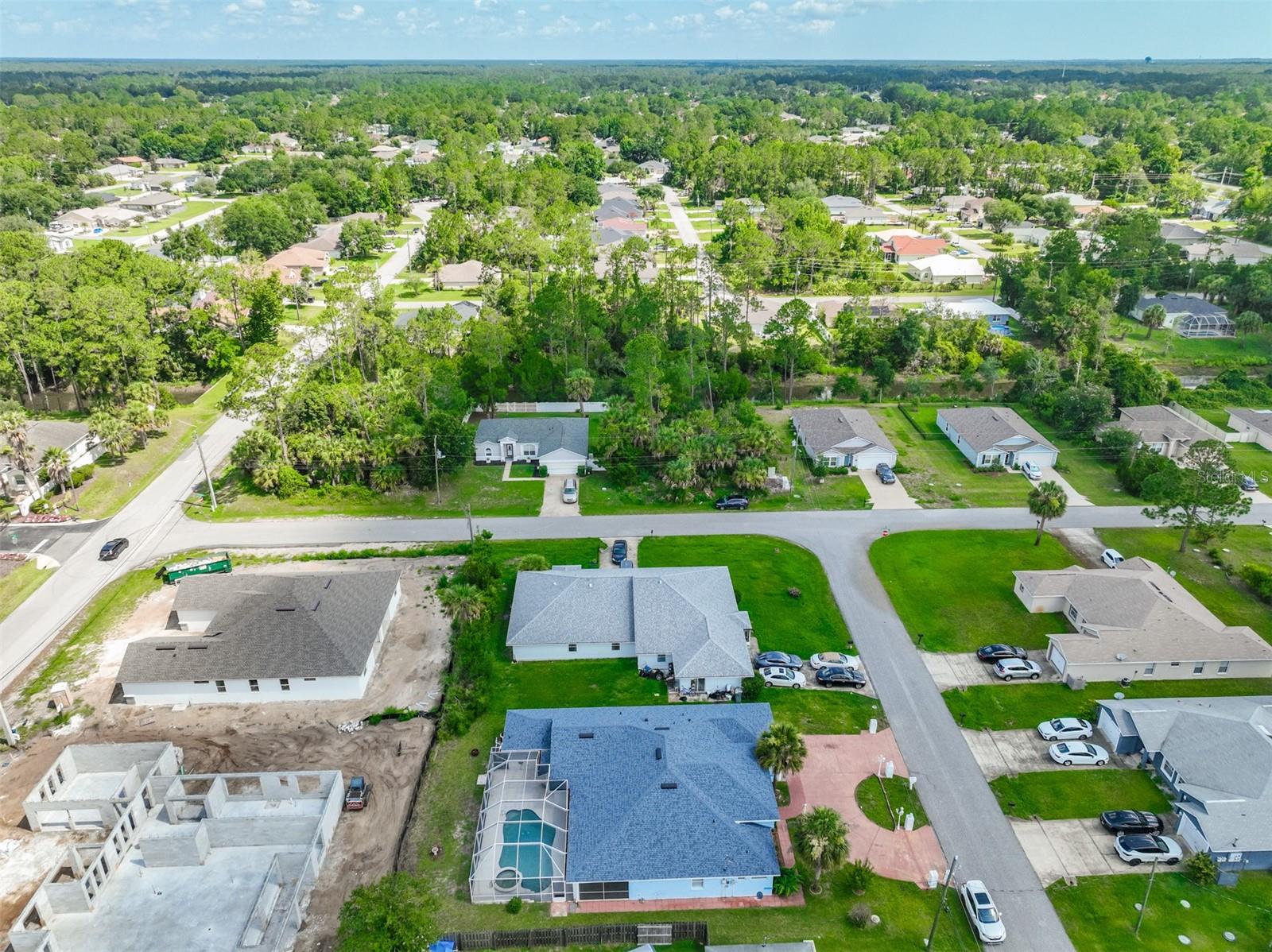 ROYAL PALMS - Residential