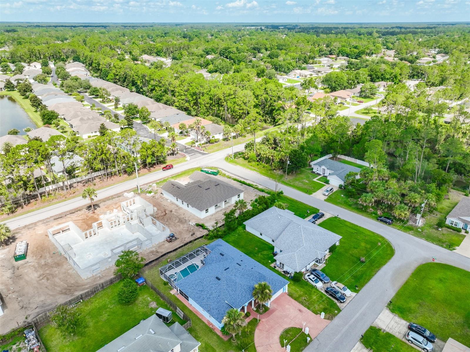 ROYAL PALMS - Residential