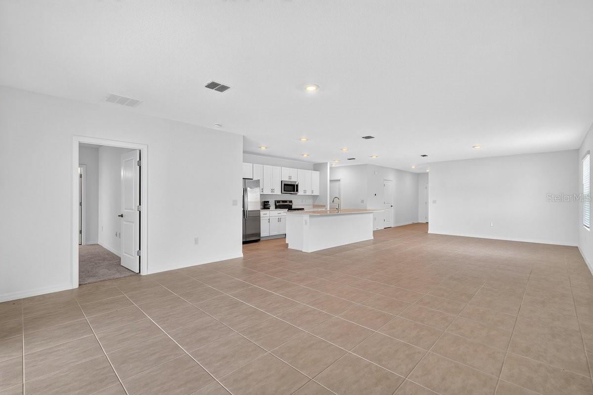 RIVERFRONT ESTATES SOUTH - Residential