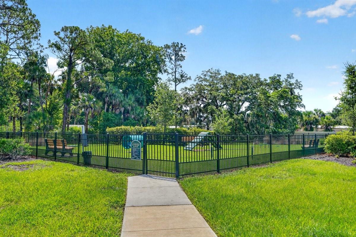 RIVERFRONT ESTATES SOUTH - Residential