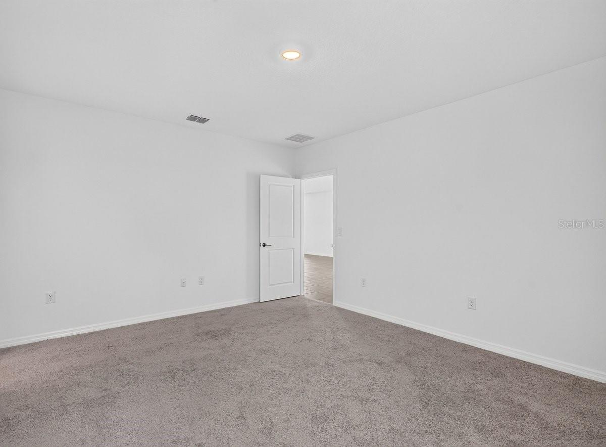 RIVERFRONT ESTATES SOUTH - Residential