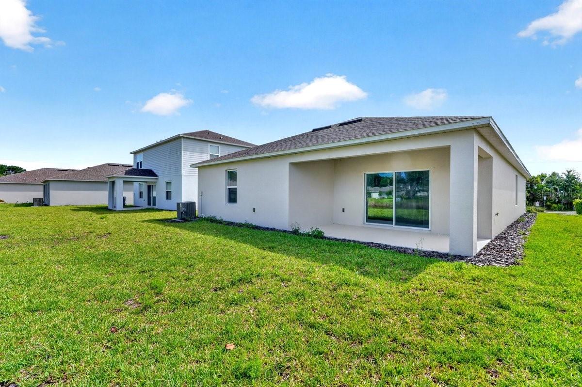 RIVERFRONT ESTATES SOUTH - Residential