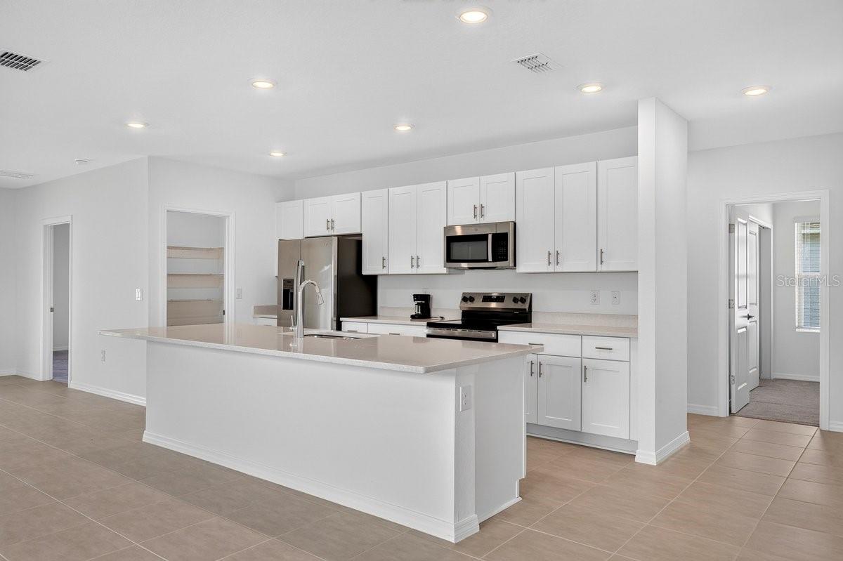 RIVERFRONT ESTATES SOUTH - Residential