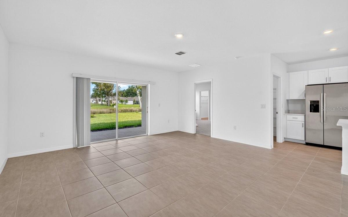 RIVERFRONT ESTATES SOUTH - Residential