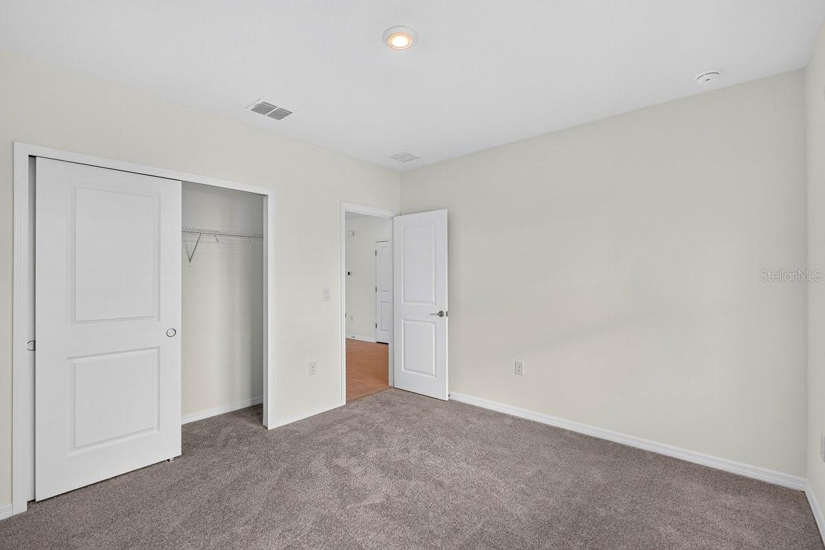 RIVERFRONT ESTATES SOUTH - Residential