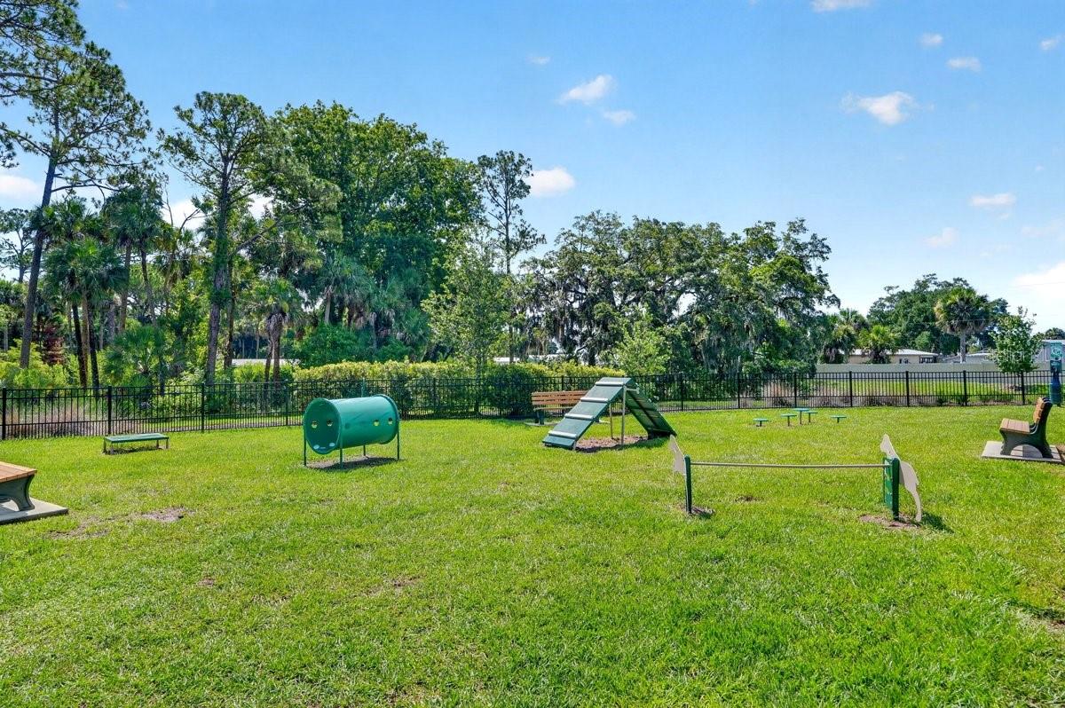 RIVERFRONT ESTATES SOUTH - Residential