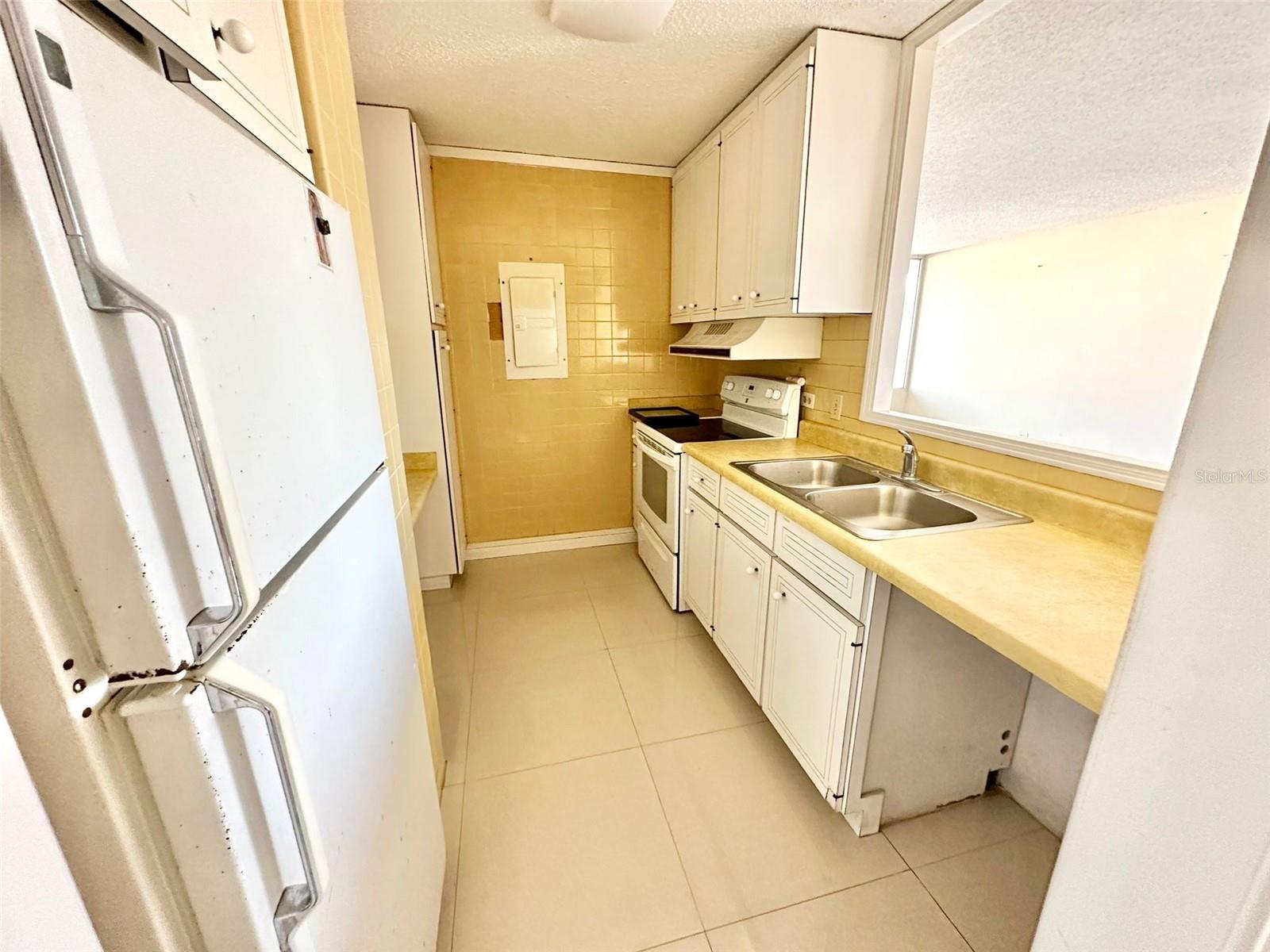 CONDOMINIO ALCAZAR - Residential