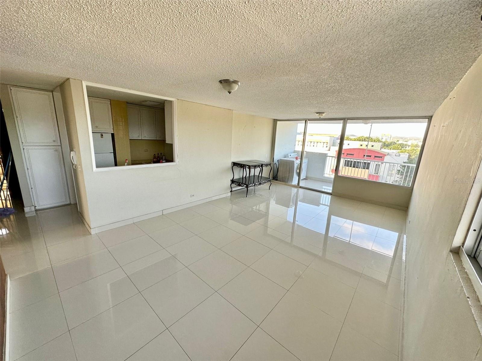 CONDOMINIO ALCAZAR - Residential