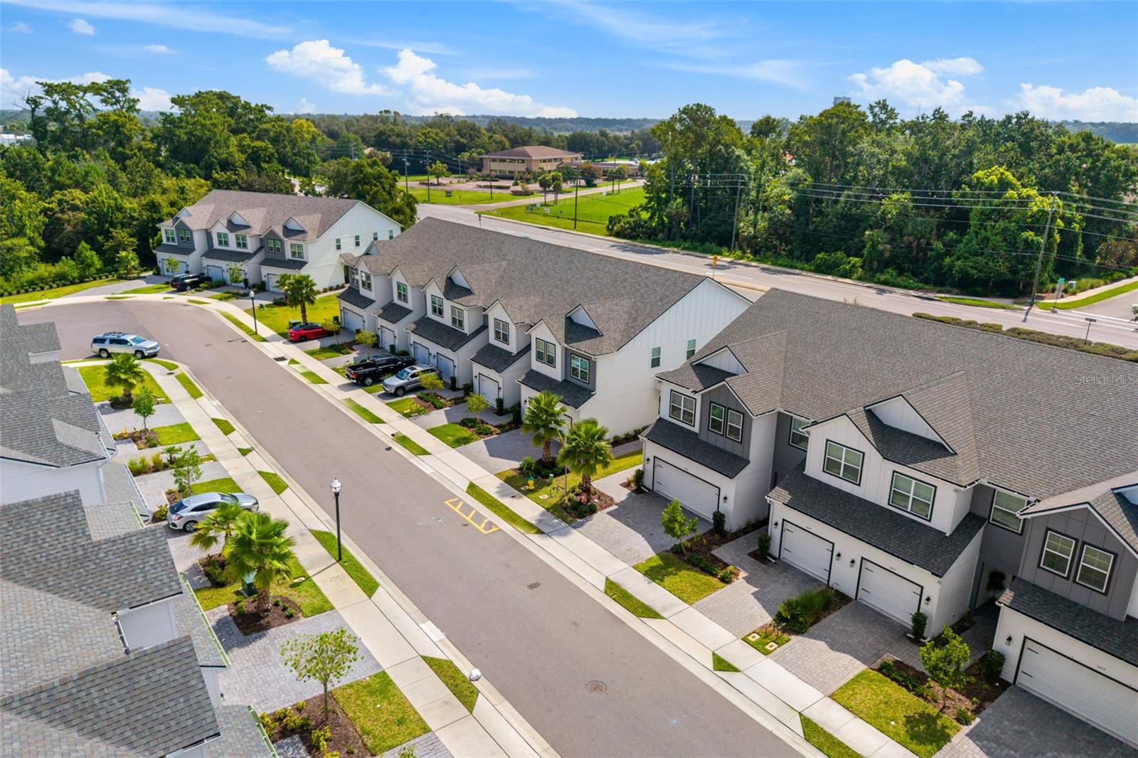 BRENTWOOD LANDING - Residential