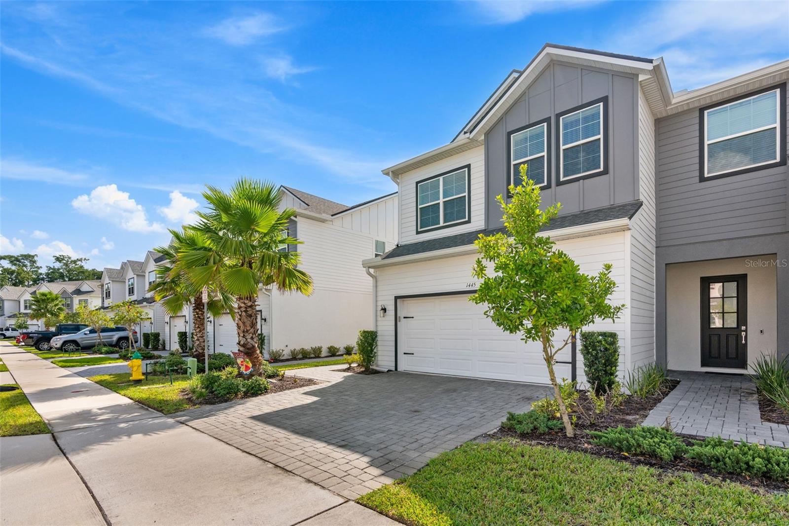 BRENTWOOD LANDING - Residential