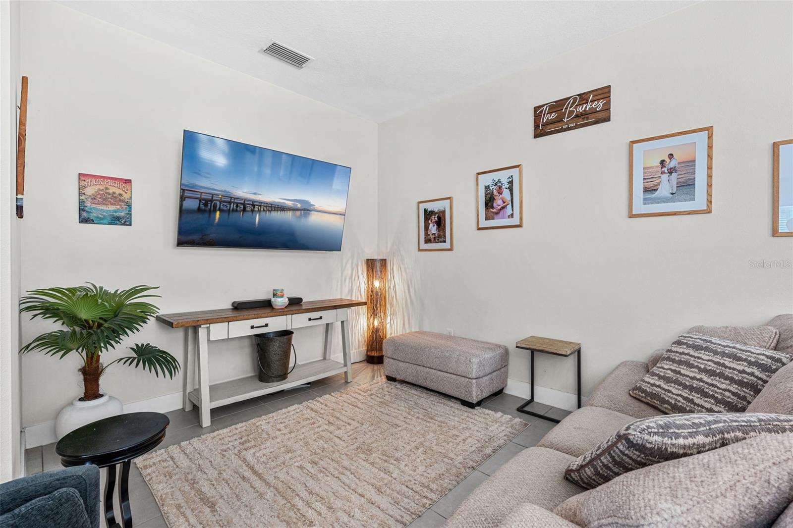 BRENTWOOD LANDING - Residential