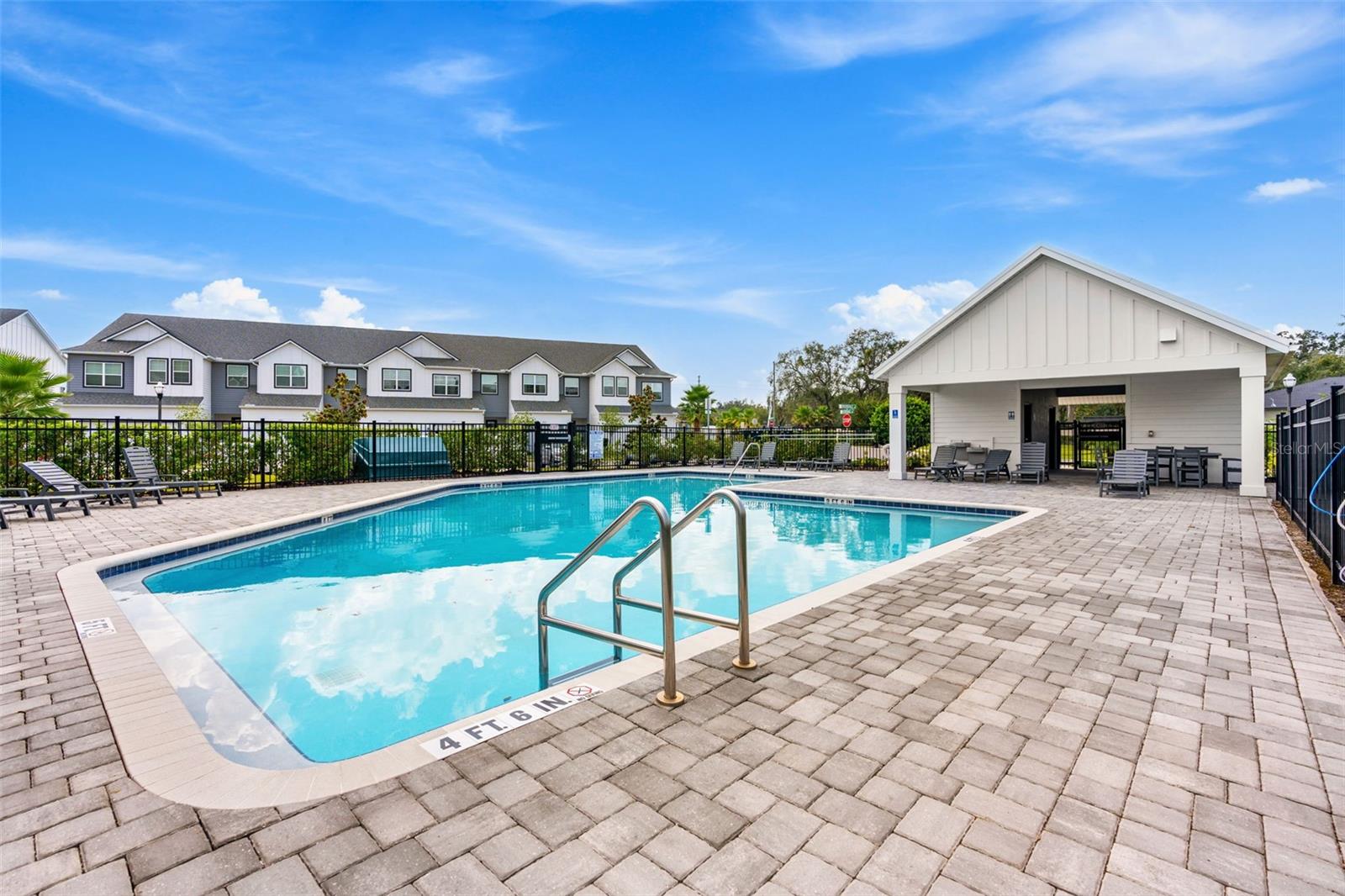 BRENTWOOD LANDING - Residential