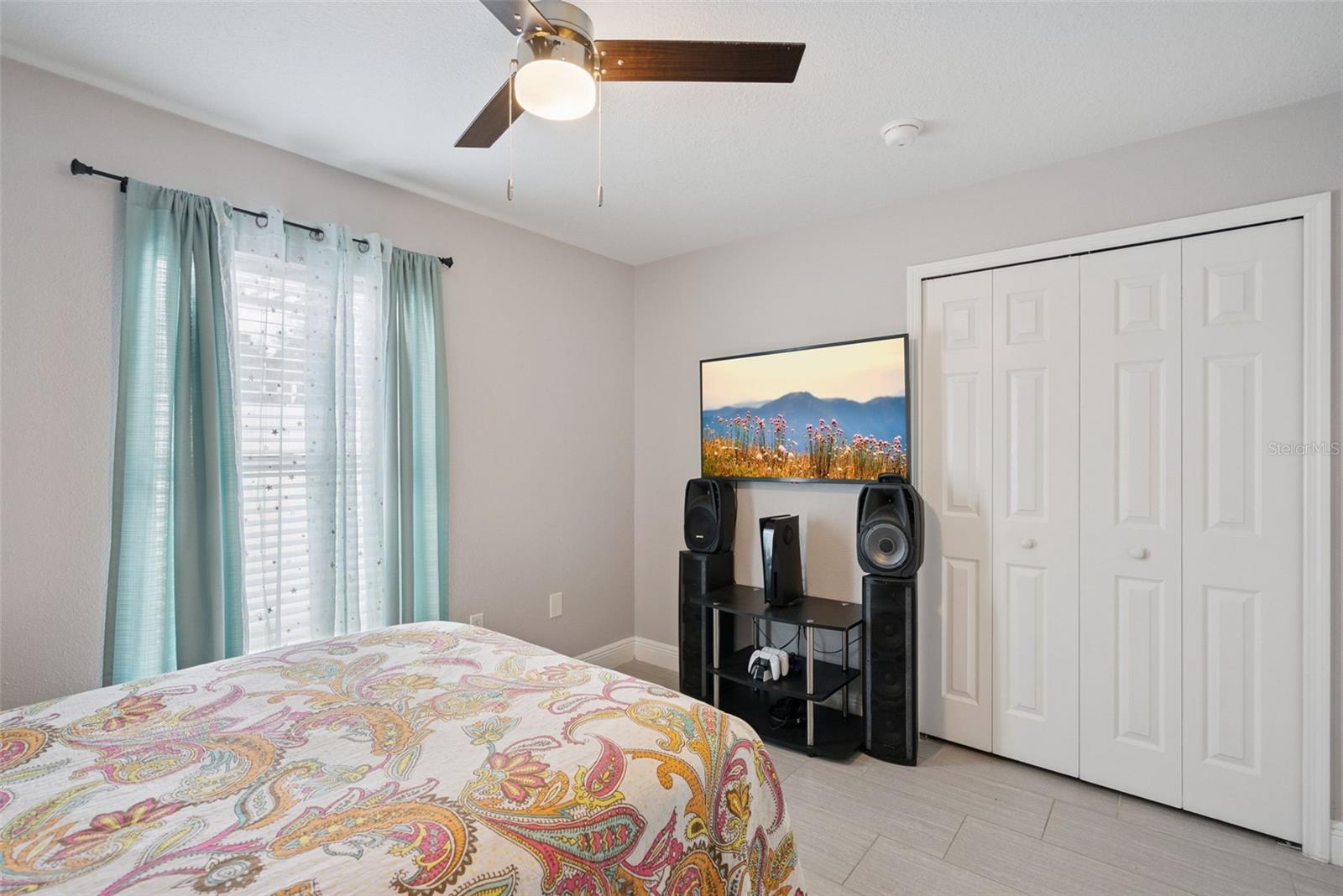 DELTONA LAKES UNIT 12 - Residential