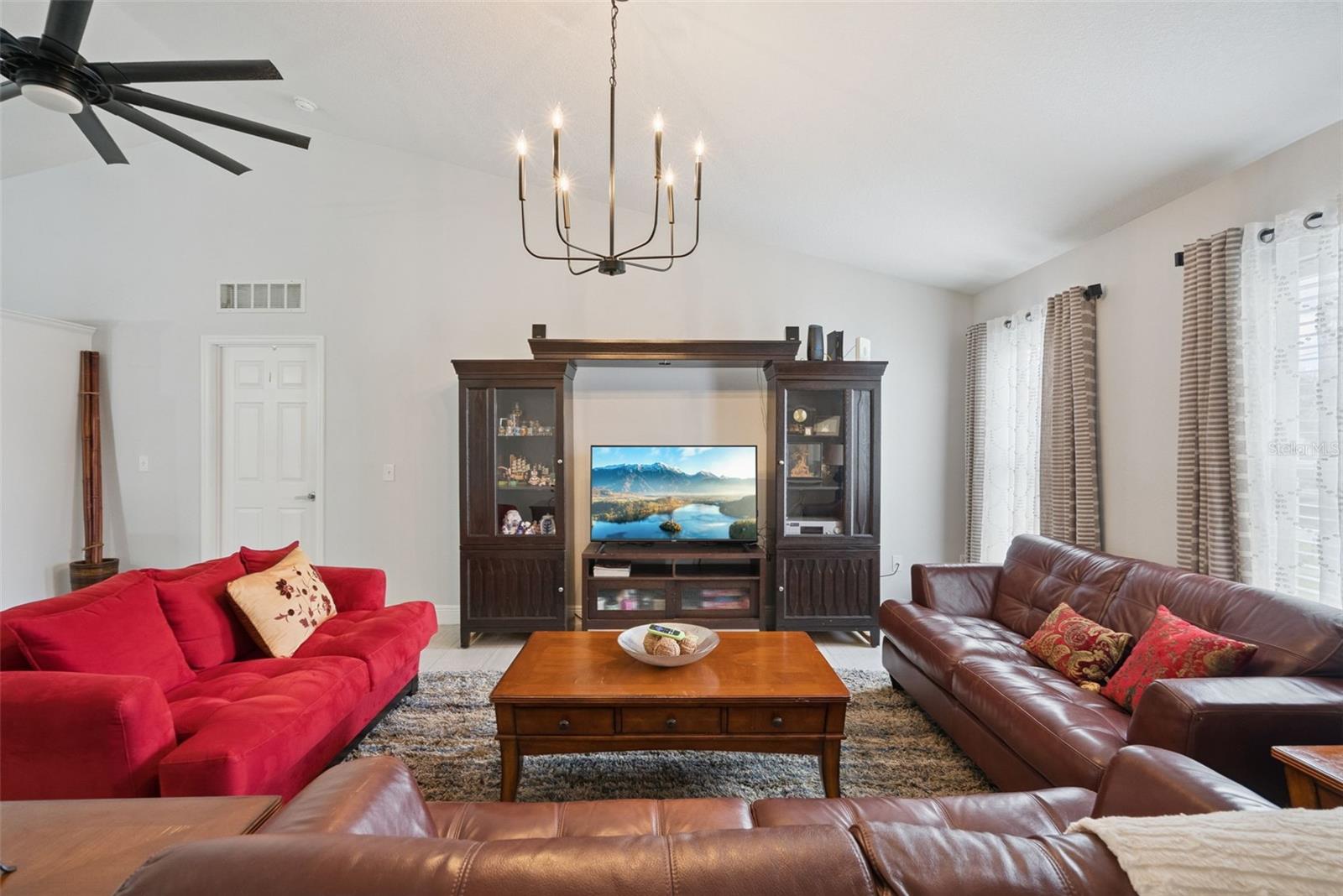 DELTONA LAKES UNIT 12 - Residential