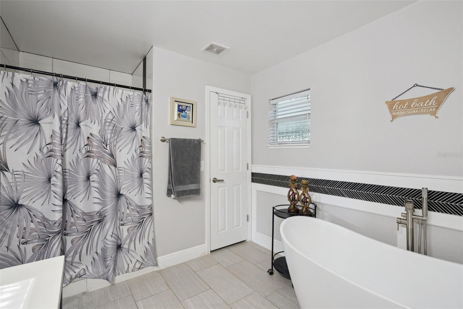 DELTONA LAKES UNIT 12 - Residential