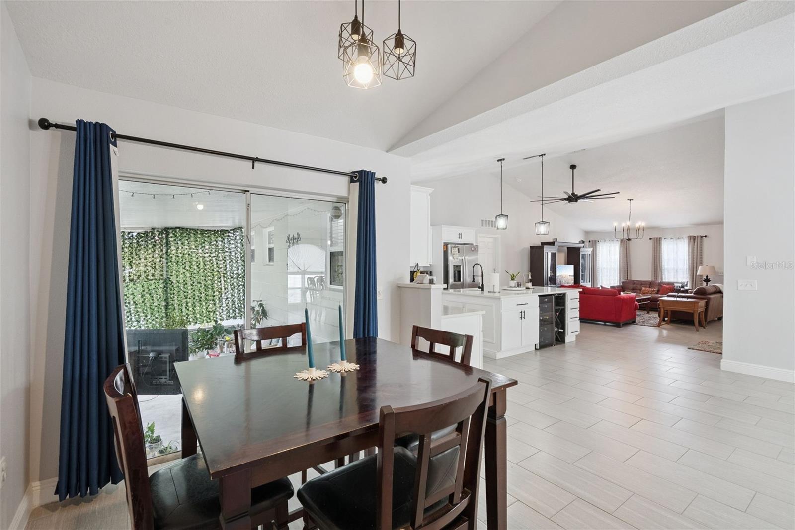 DELTONA LAKES UNIT 12 - Residential
