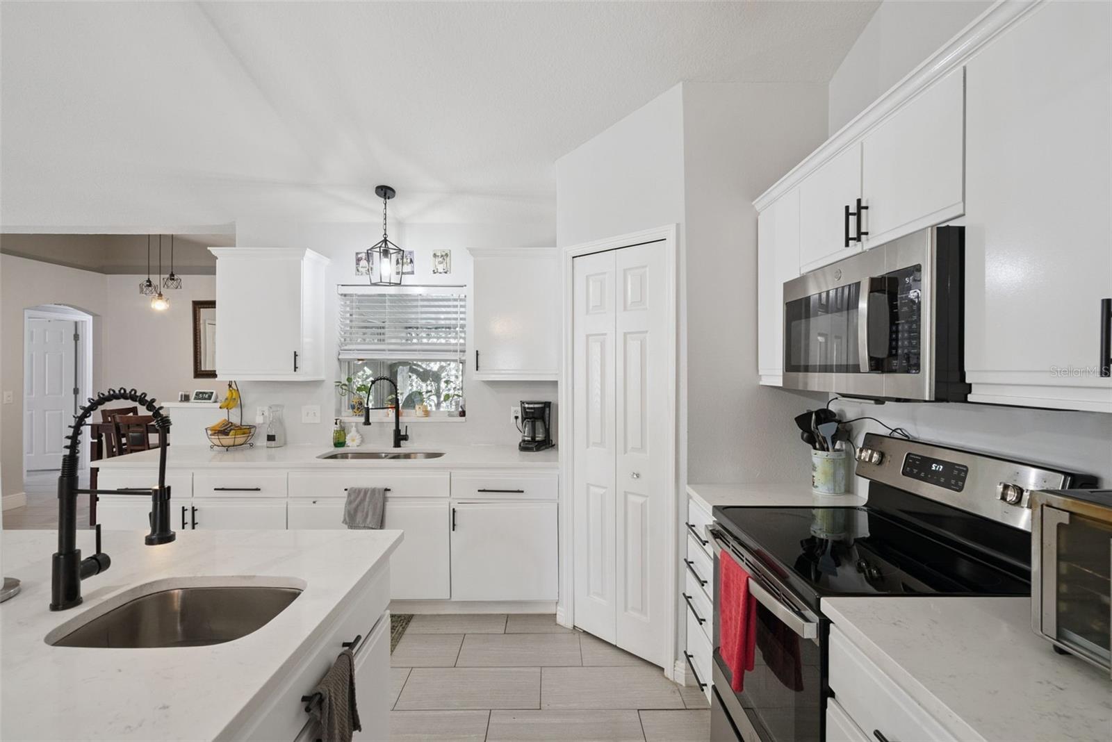 DELTONA LAKES UNIT 12 - Residential