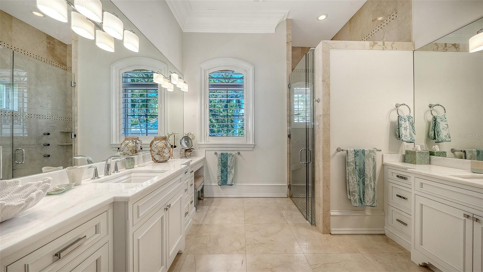LIDO C/LIDO SHORES - Residential
