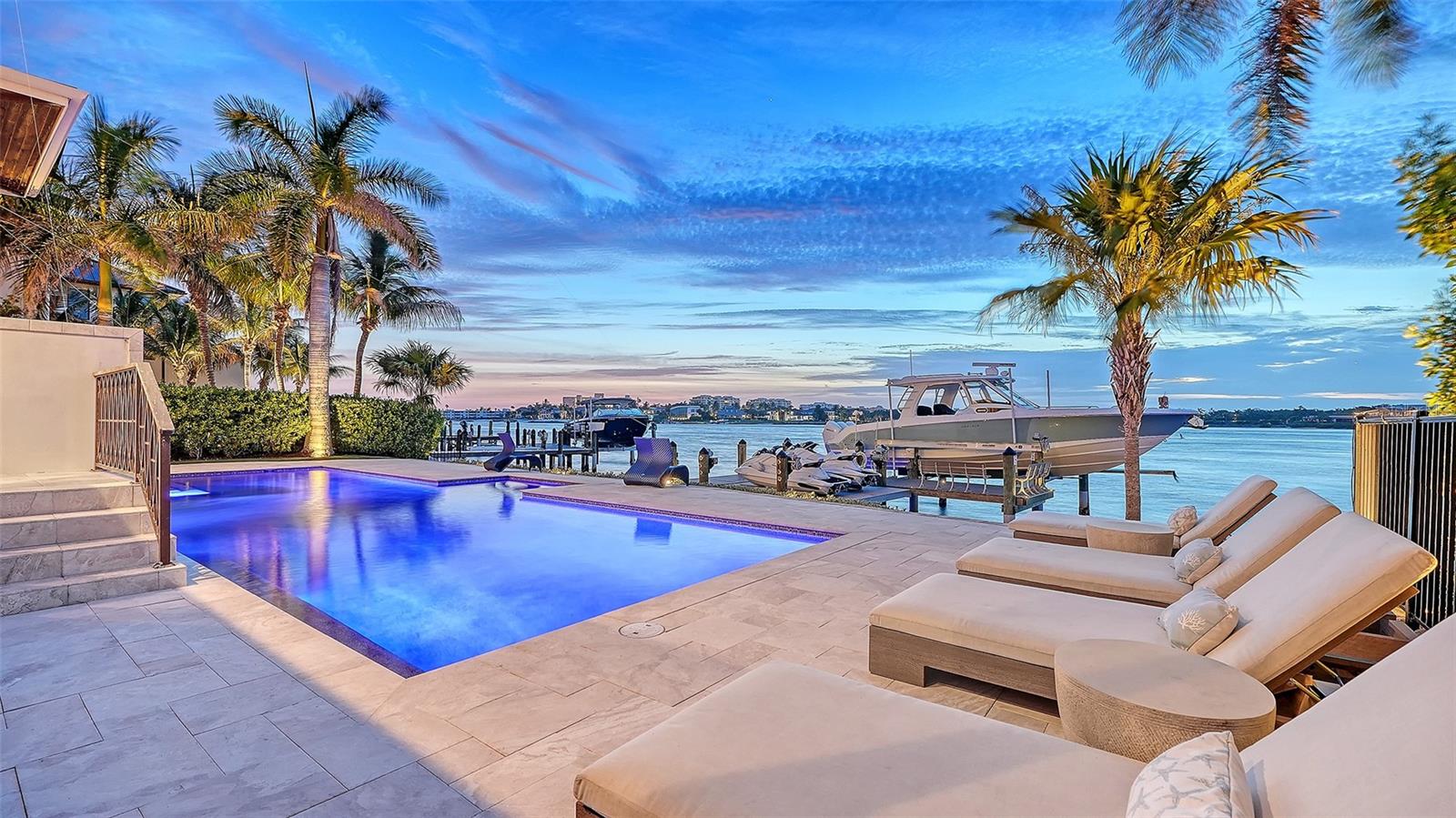 LIDO C/LIDO SHORES - Residential