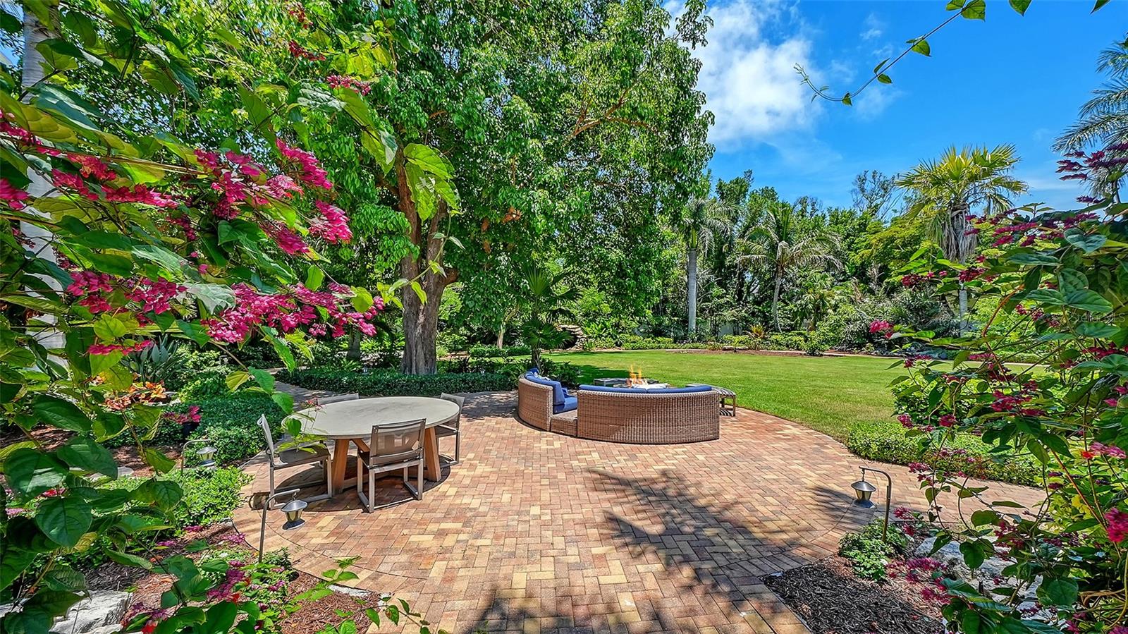 LIDO C/LIDO SHORES - Residential