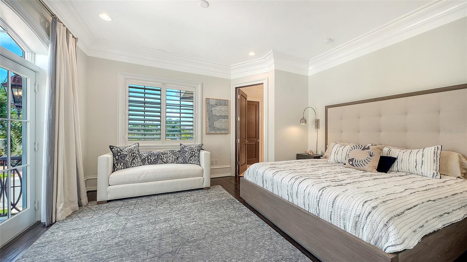 LIDO C/LIDO SHORES - Residential