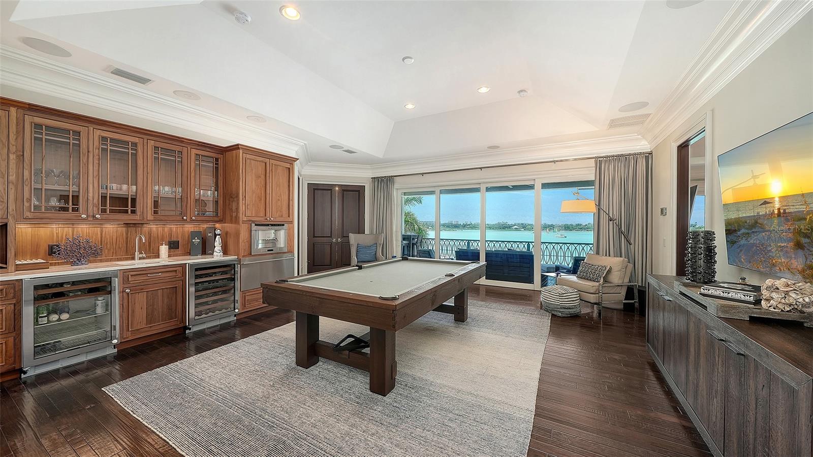 LIDO C/LIDO SHORES - Residential