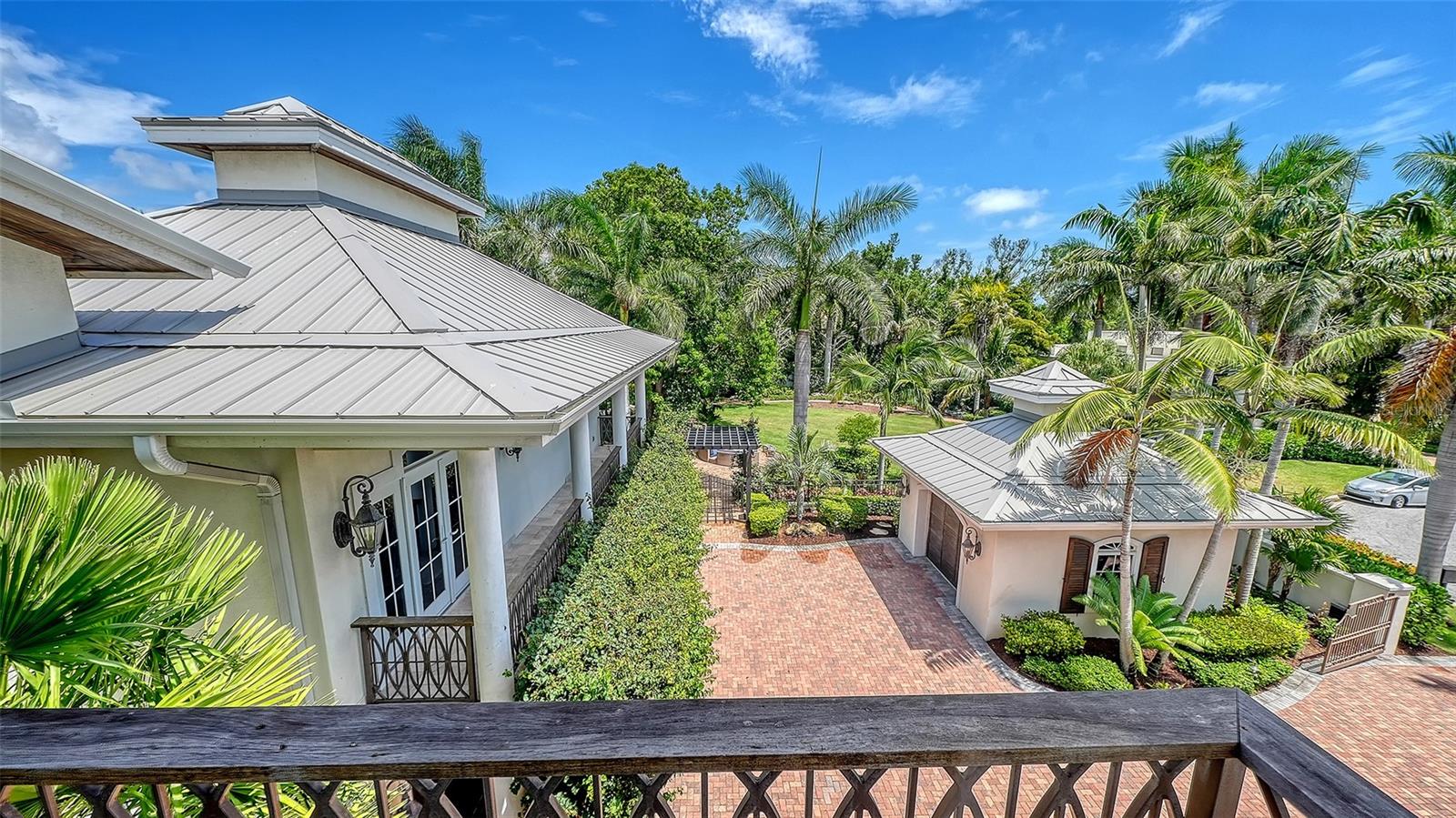 LIDO C/LIDO SHORES - Residential