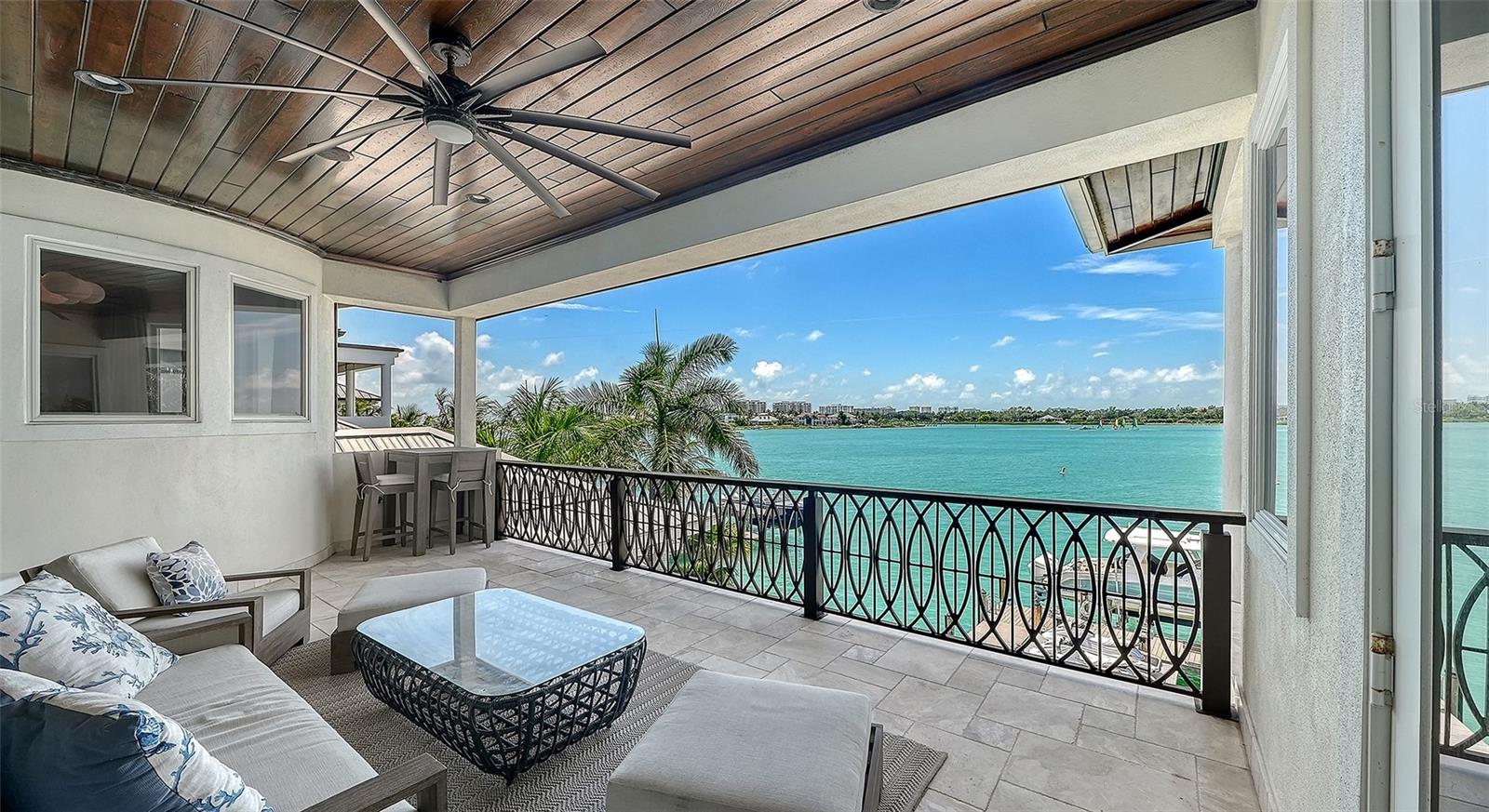 LIDO C/LIDO SHORES - Residential