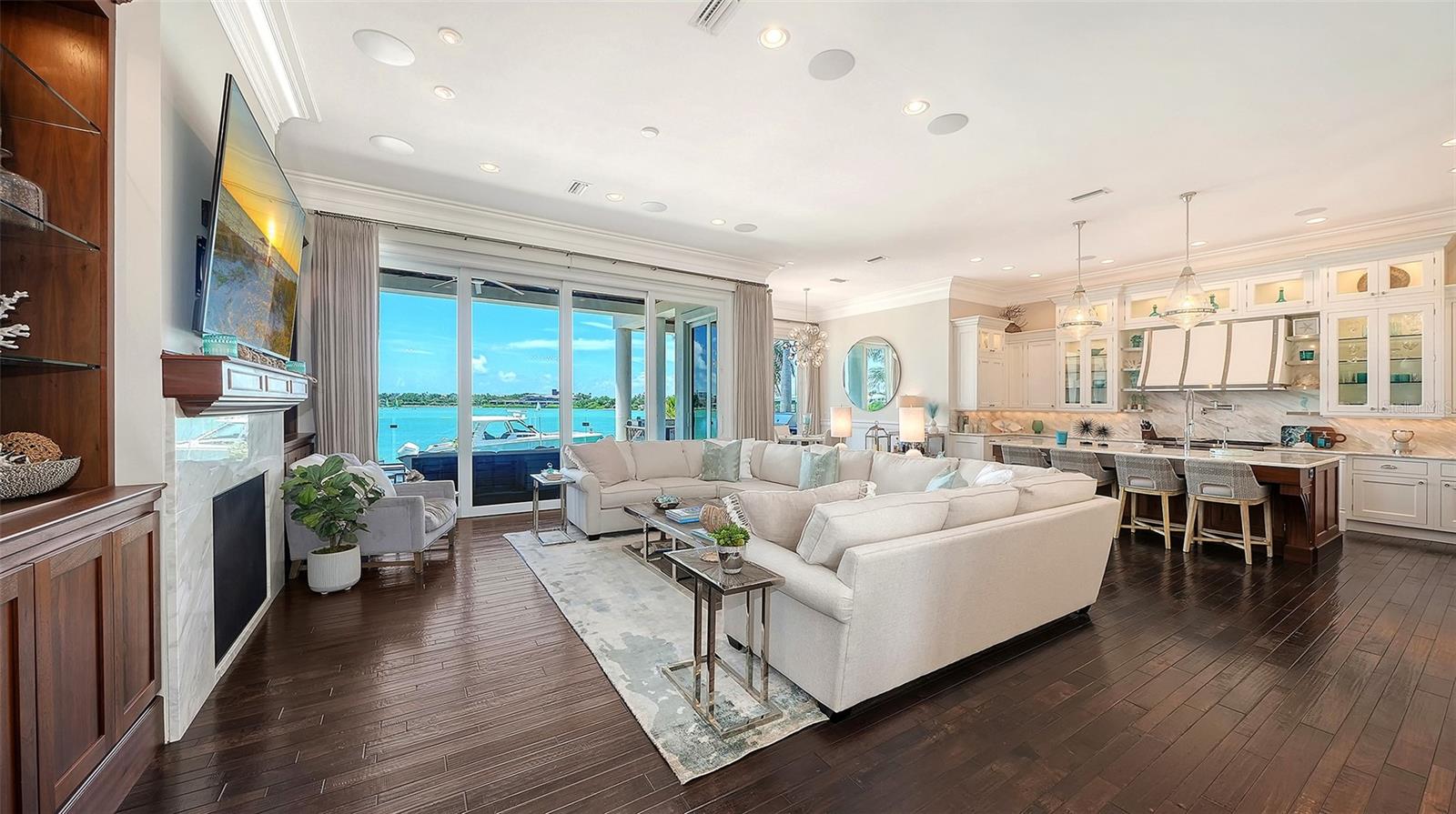 LIDO C/LIDO SHORES - Residential