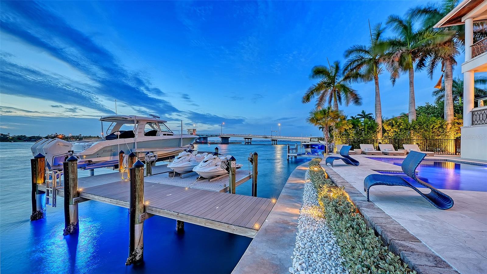 LIDO C/LIDO SHORES - Residential